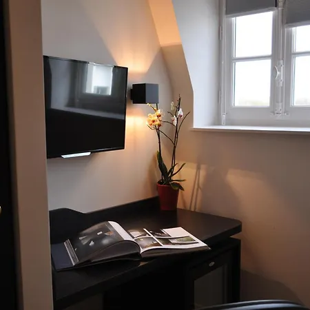 Hôtel Les 3 Lieux - Restaurant Gastronomique, Bistrot, Espace sensoriel-2
